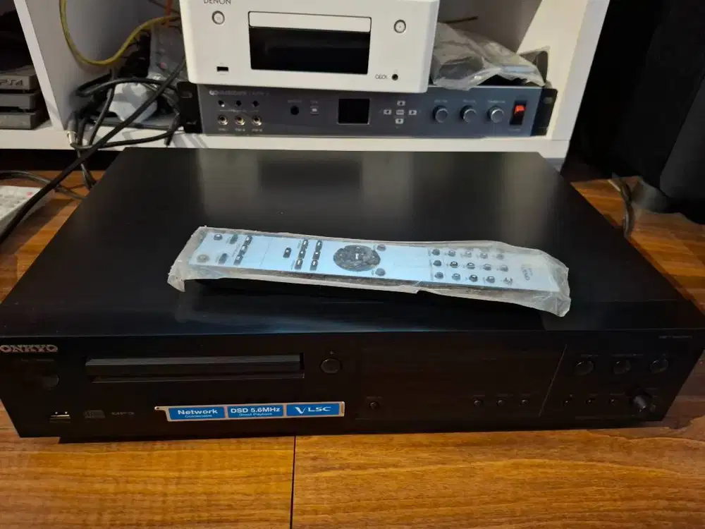 CD Player ONKYO CN7050 Network HiRes DSD USB
