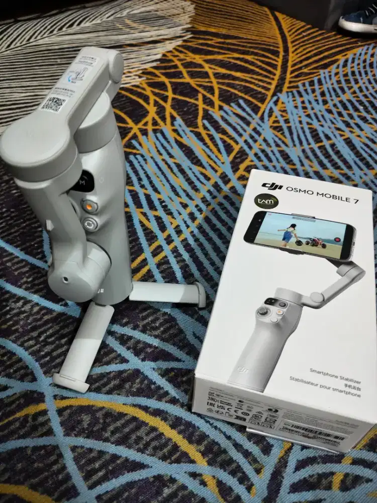 DJI OSMO MOBILE 7 SMARTPHONE STABILIZER