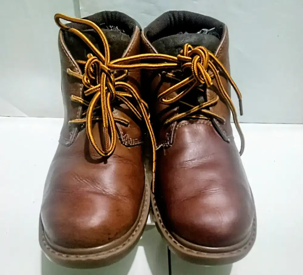 Caterpillar - Sepatu Pria Casual Kulit Import Original