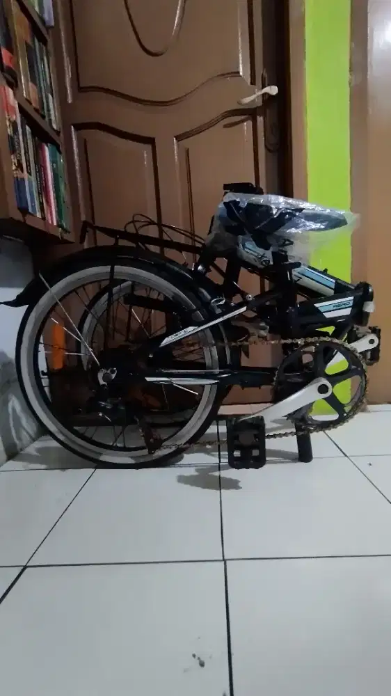 Sepeda lipat alloy uk 20 (Bekasi utara)
