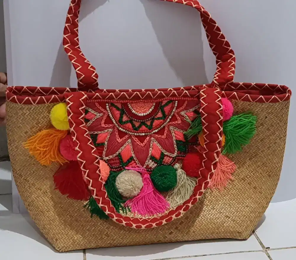 Tas etnik bekas seperti baru