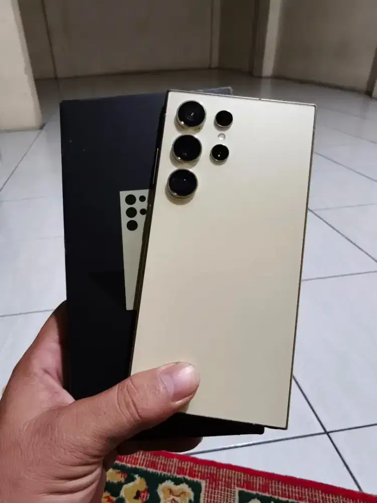 Samsung S24 ultra 12/256 SEIN