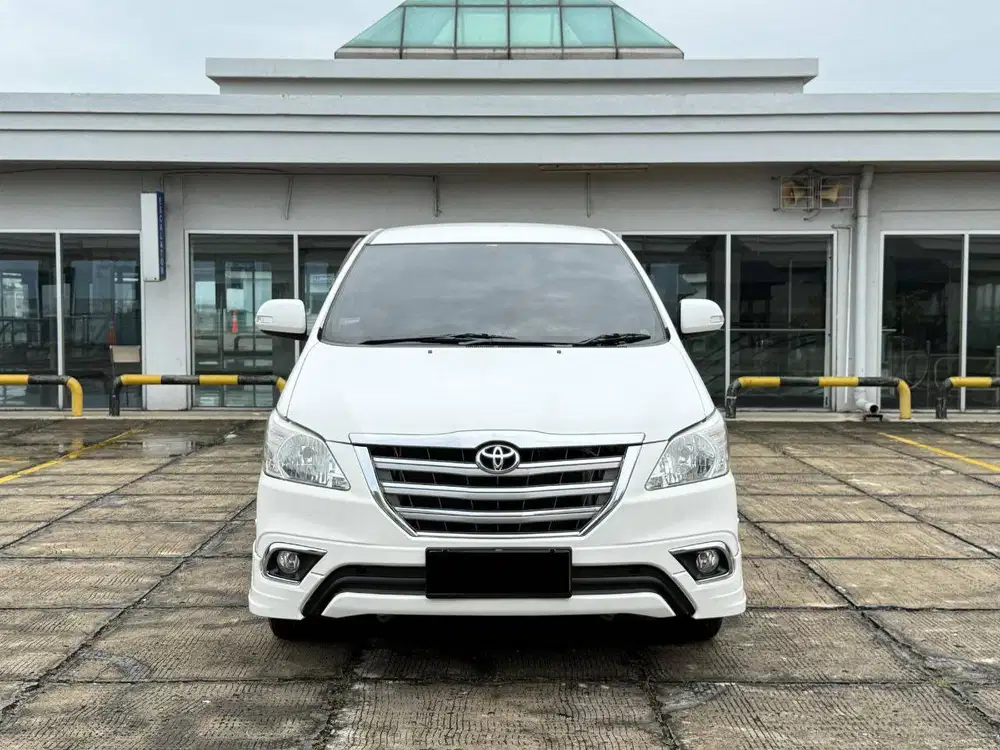 Toyota Kijang Innova 2.0 V Luxury 2015