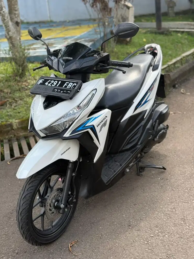 Honda Vario 125 LED Thn 2017 Putih Mulus