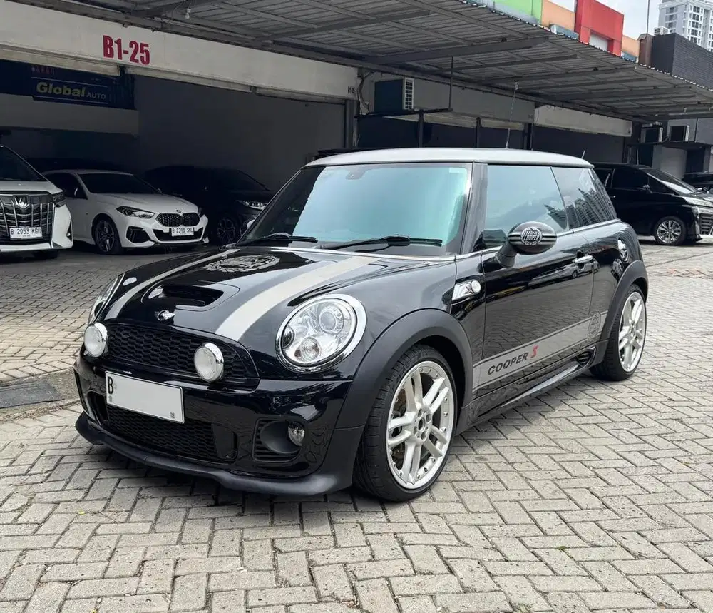 Mini Cooper S 2Dr 2010