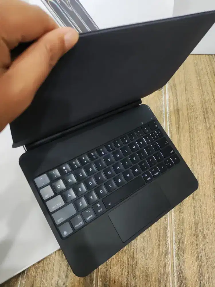 Magic keyboard ipad Pro m4