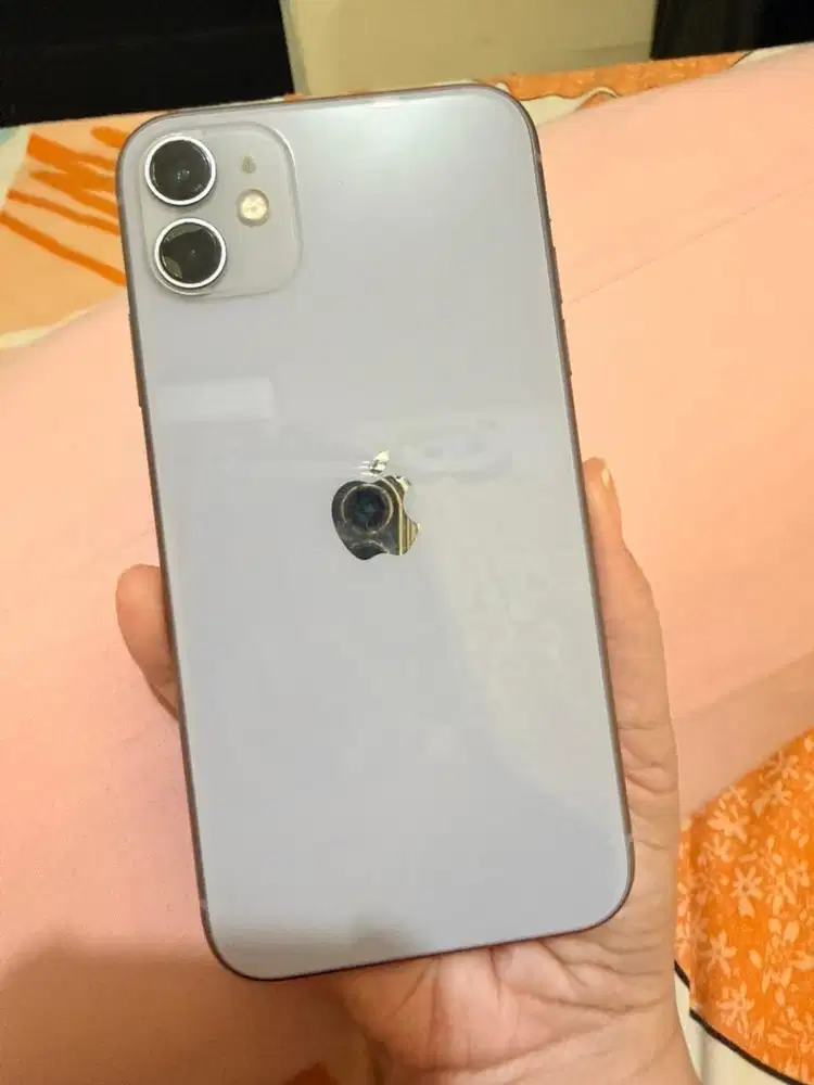 iPhone 11 64GB - Purple