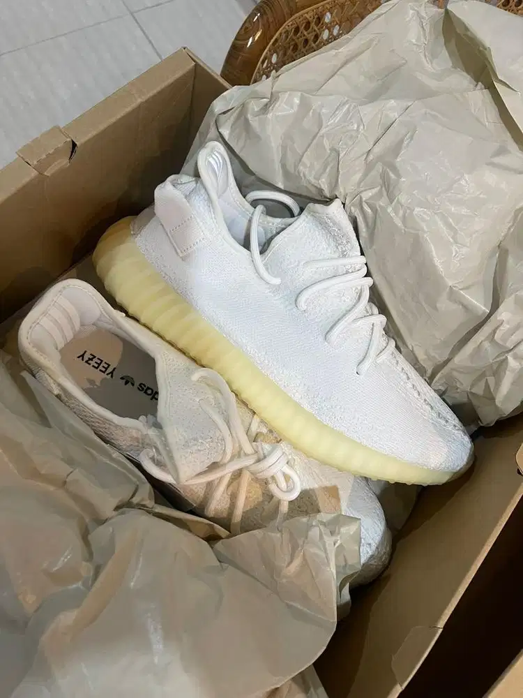 WTS Adidas Yezzy Boost 350 v2