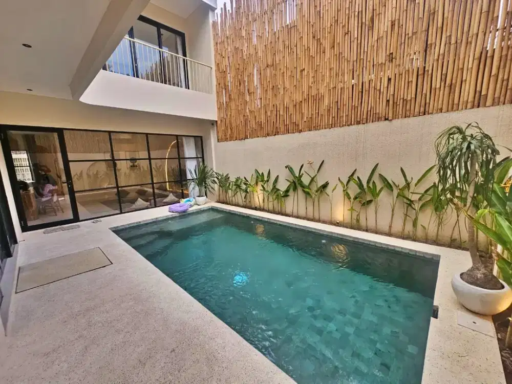 Villa Modern Mediterania Baru – Semer, Dekat Umalas, Kerobokan, Bali