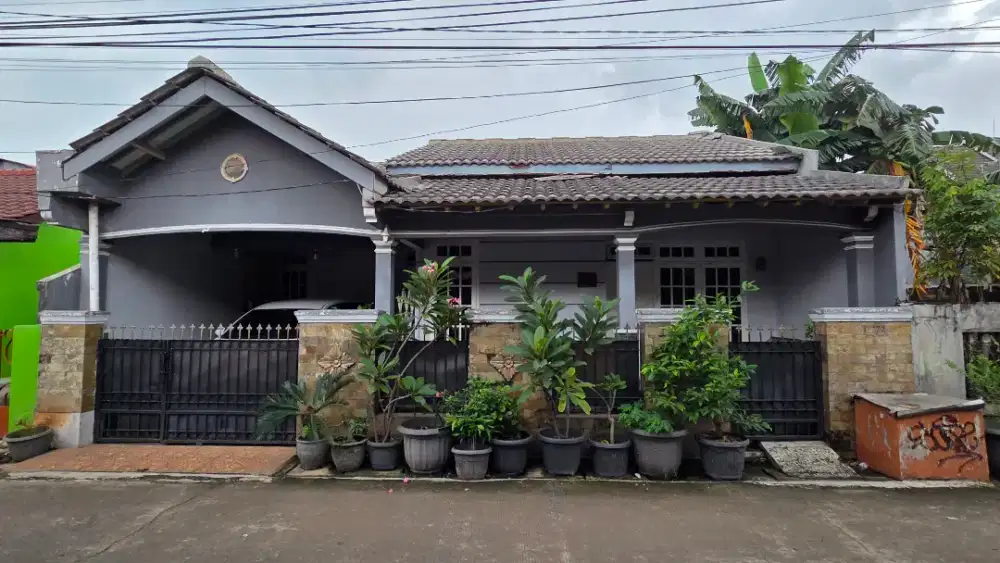Jual rumah komplek