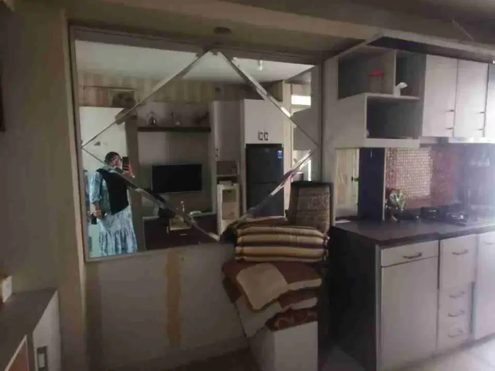 Di  jual butuh apart kalibata 2kamar eboni shm