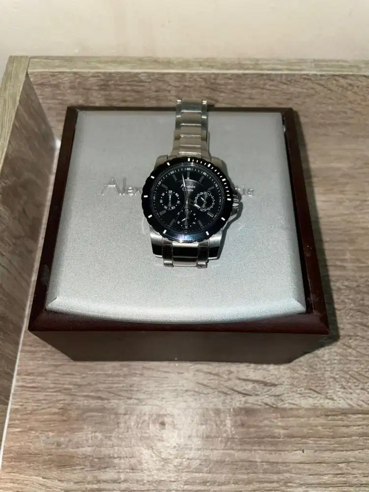 Jam wanita Alexandre christie