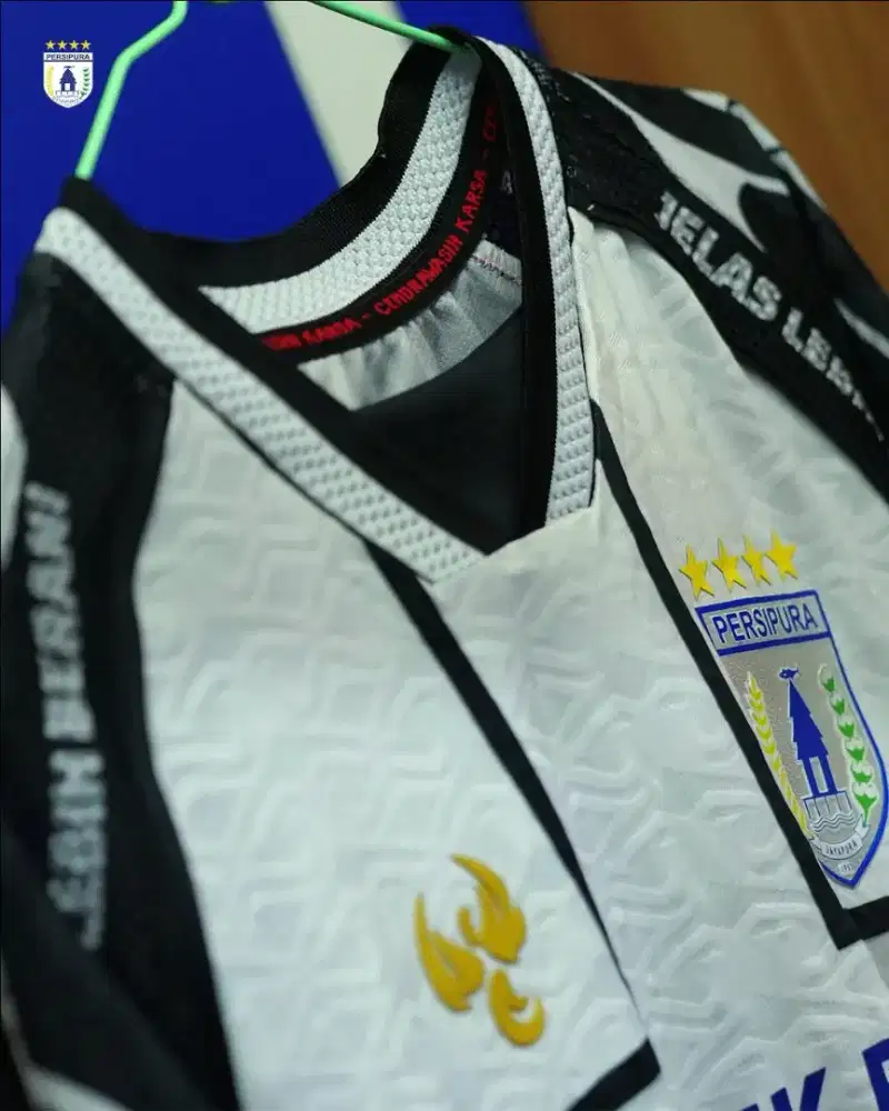 PLAYER ISSUE PERSIPURA AWAY ORIGINAL