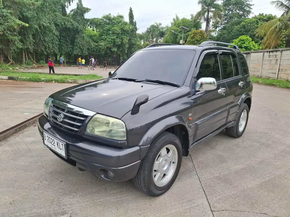Suzuki Escudo 2001 Bensin