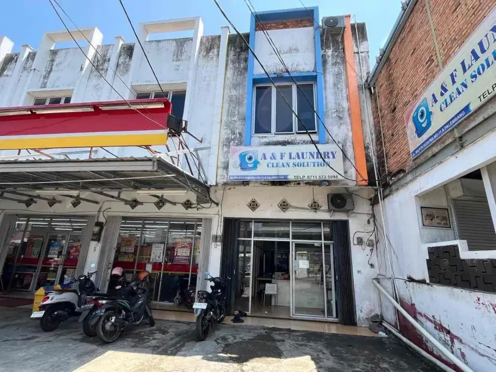 Dijual Ruko 2,5 lantai di jl dwikora2 seberang Mall Palembang square