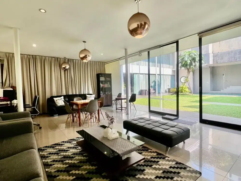 One n Only  Rumah 1 lantai Best Area Good For Resto Cafe Office