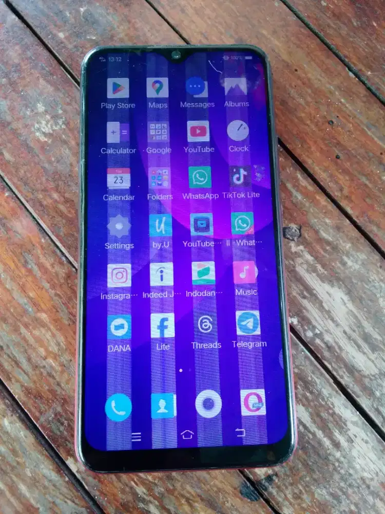 Vivo Y 15 merah batangan