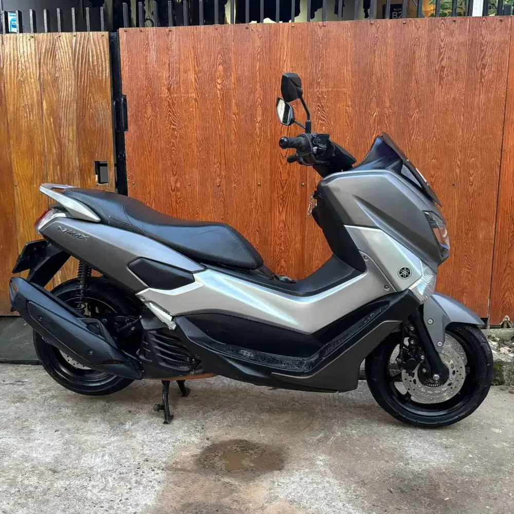 NMAX TAHUN 2017 SURAT LENGKAP PAJAK PANJANG KM RENDAH PAKET KOMPLIT