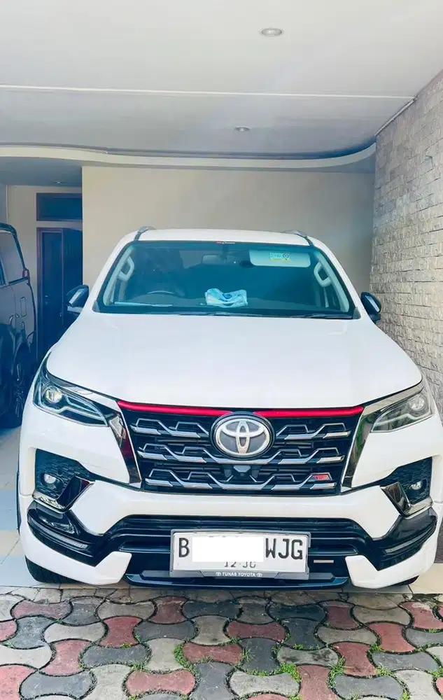 Fortuner vrz 2.4 4x2 trd diesel matic low km
