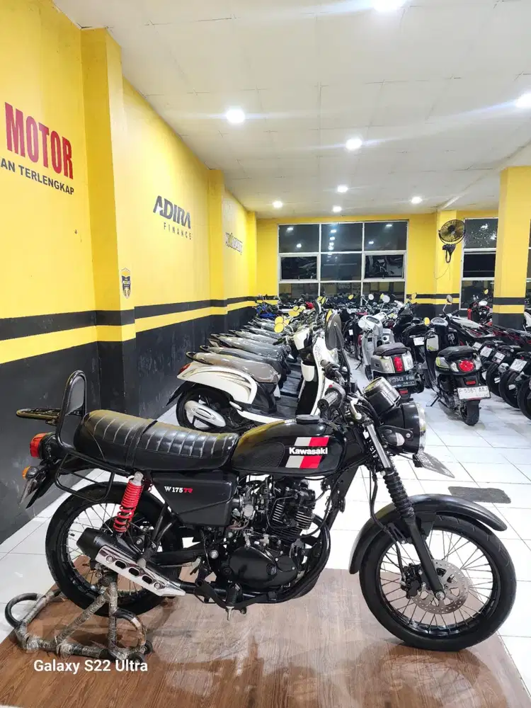 W 175 TR 2020 exclusive