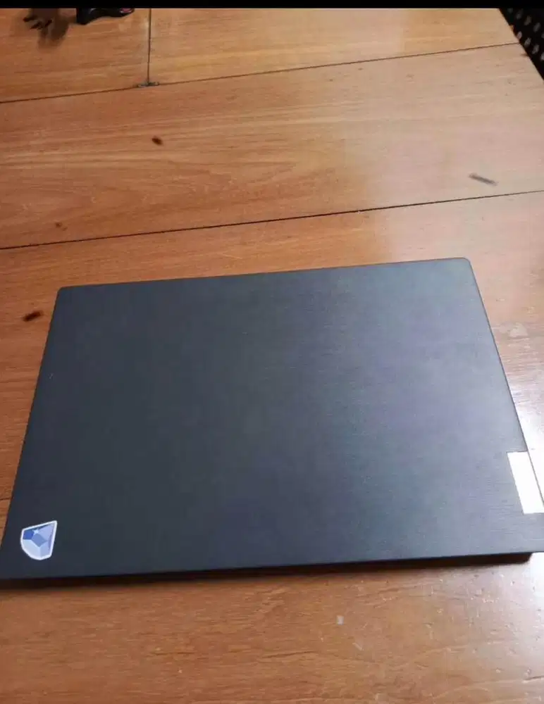 Laptop kerja or gaming ok. LENOVO V15-ADA NEGO