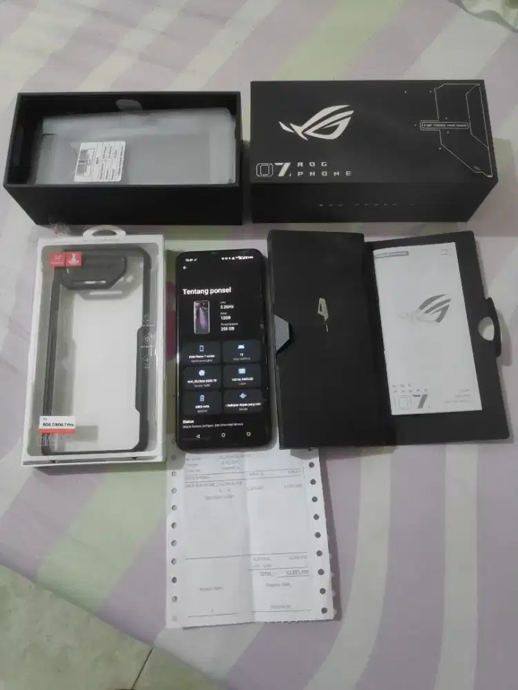 ROG PHONE 7 (Black) 12/256GB