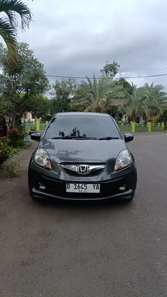 Honda brio metik