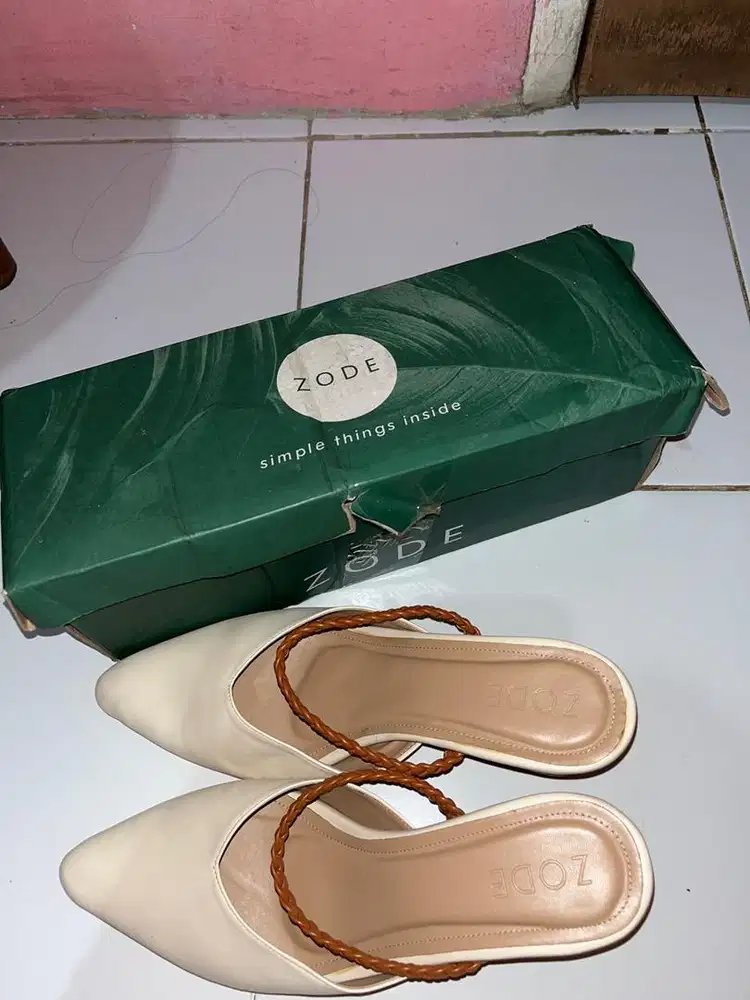 heels zode baru,ga pernah di pake karna kekecilan