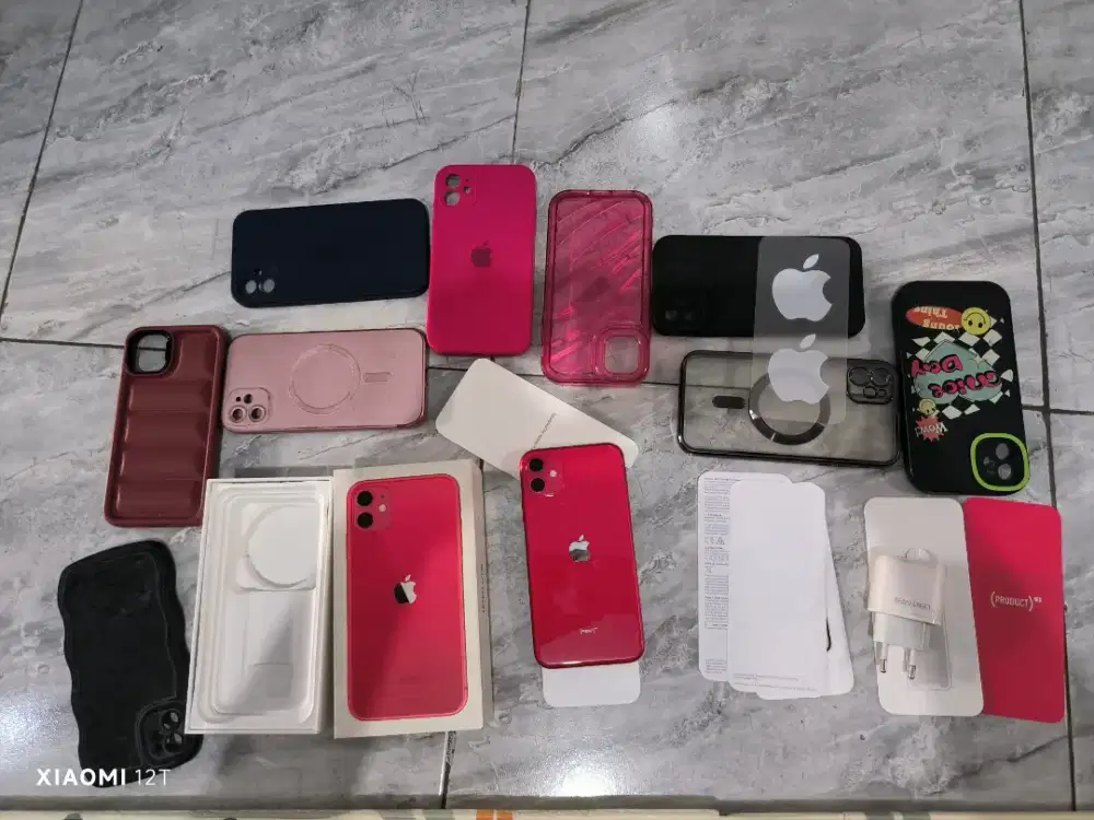 Iphone 11 128 GB ex ibox red edition fullset mulus