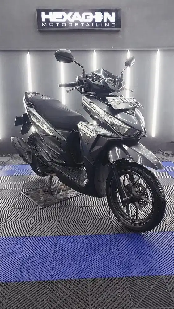 HONDA VARIO 125 LED 2017 GREY BLACK CEK SEPUASNYA DI RUMAH COCOK BAYAR