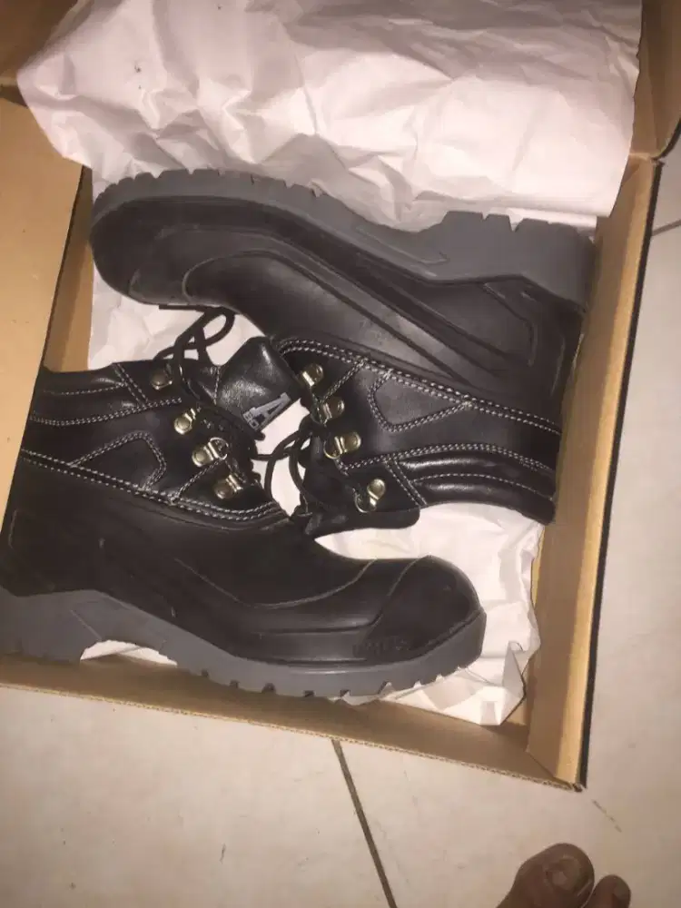 Sepatu safety AP boots