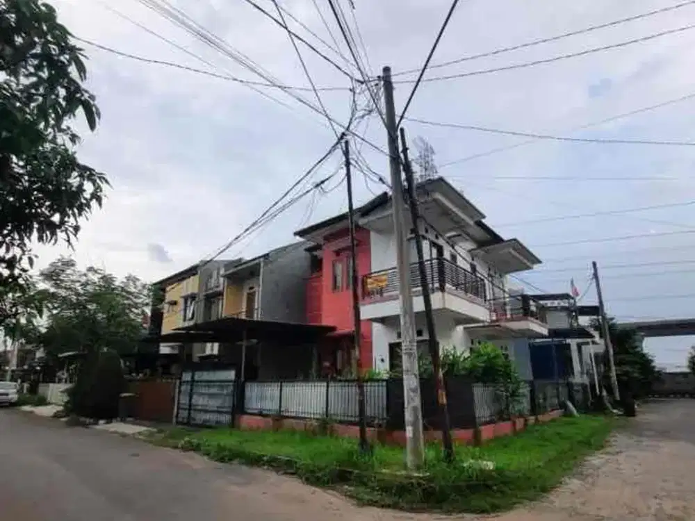 Rumah 2 lantai siap huni komplek one gate buahbatu Regency kota Bandung