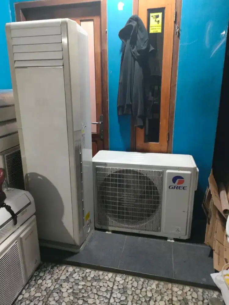 AC standing 2 PK R32 like new, kondisi mulus dan orisinil siap pasang