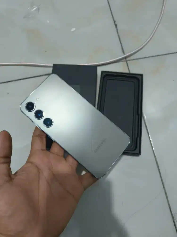 Samsung s23 ram8/256 mulus