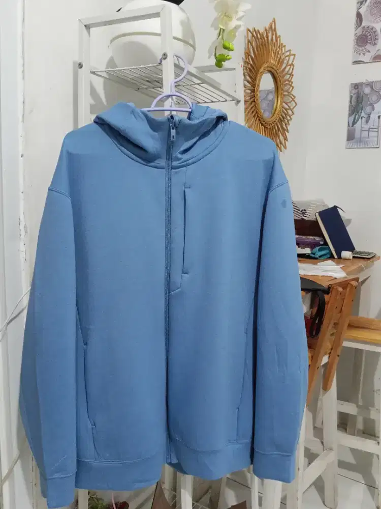 Jaket dry Stretch UNIQLO resleting