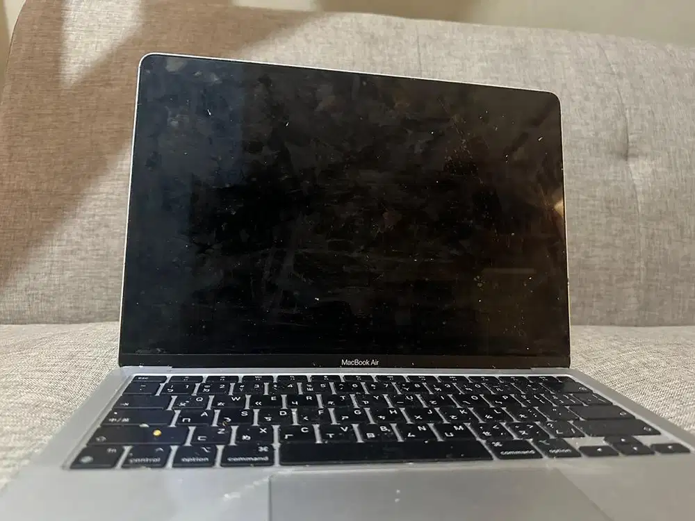 Macbook M1 512 Gb 8gb ram with charger