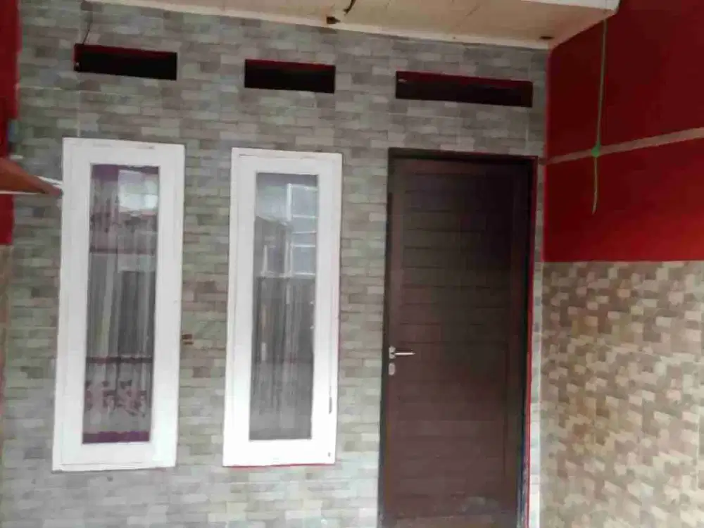 Di jual cepat rumah minimalis dalam clusteran di Kebantenan pondok aren Tangerang selatan