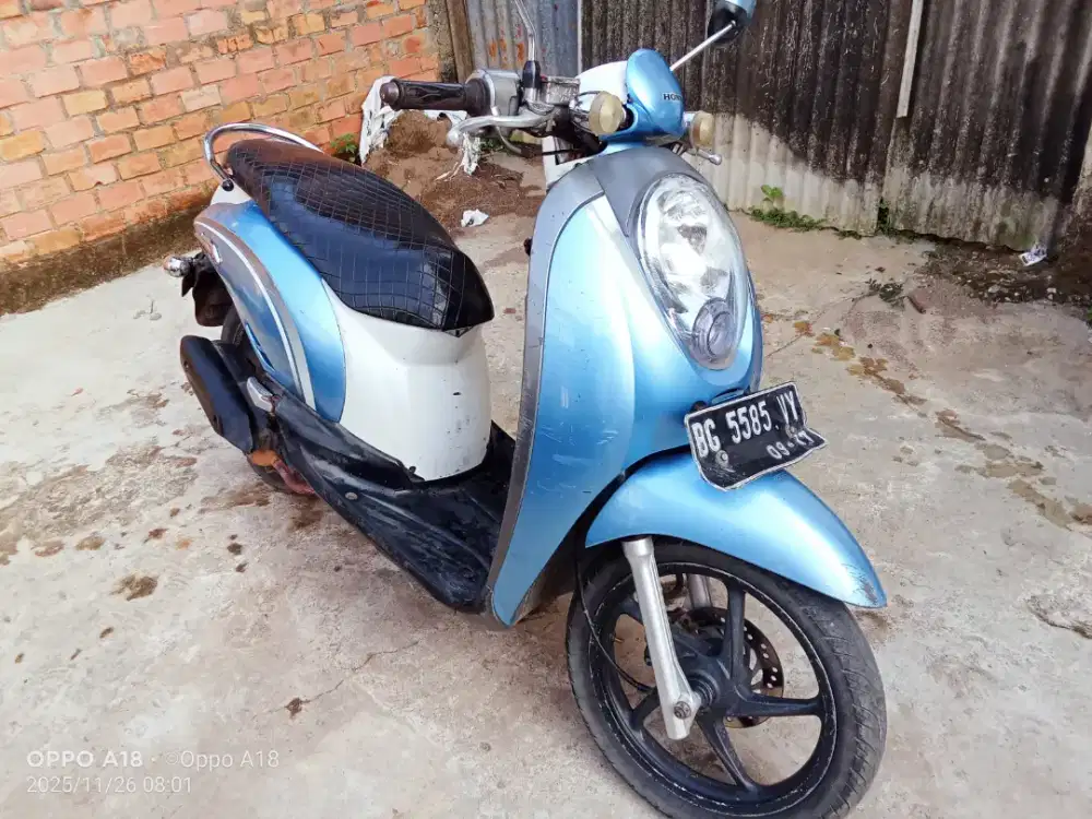 Honda Scoopy mulus