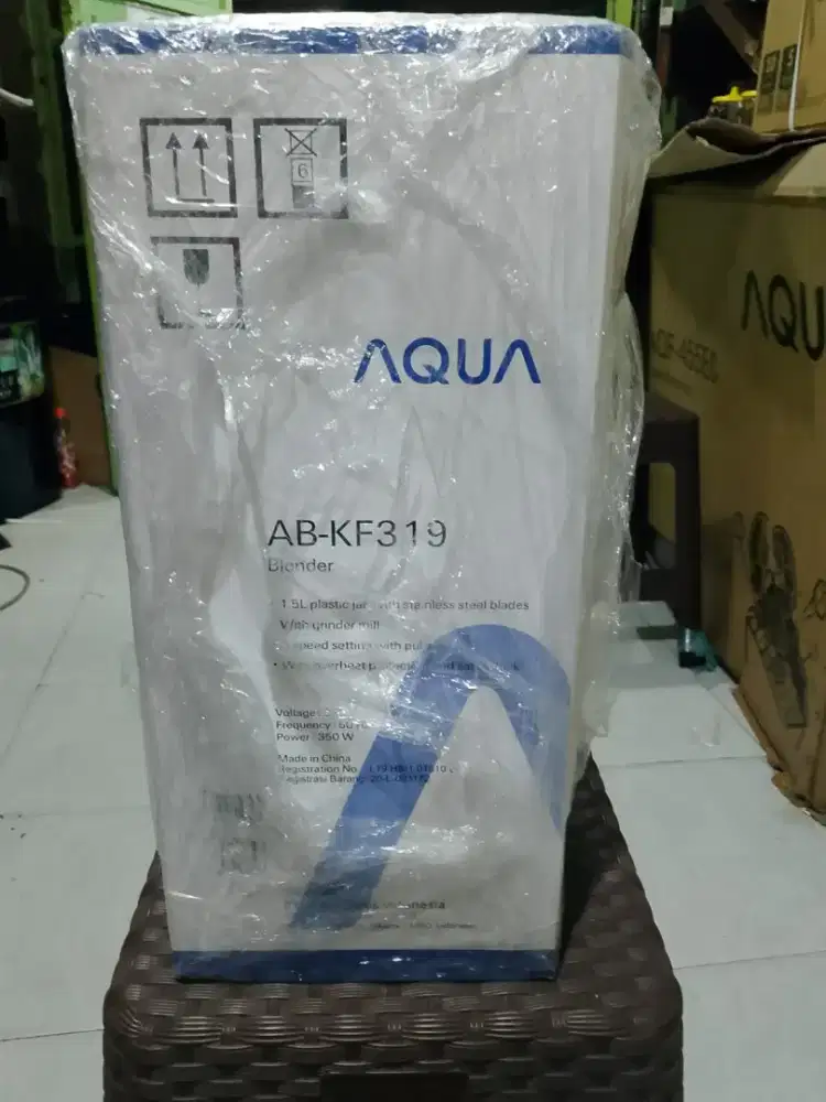 Blender kapasitas 1.5 liter.