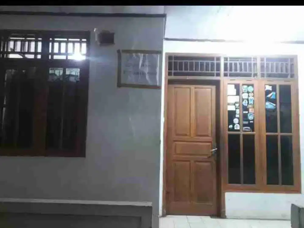 Di jual rumah 1 lantai setengah di Sudimara Ciledug Tangerang kota