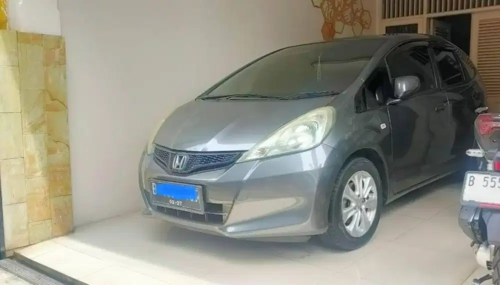 Dijual jazz 2011 kondisi OK