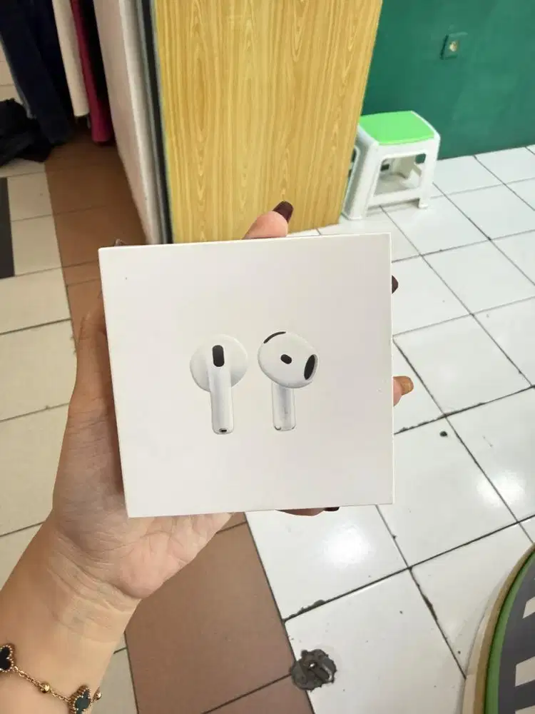 AIRPODS GEN 4 NON ANC NEW SEGEL IBOX