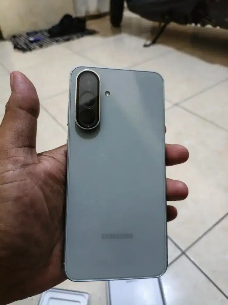 samsung a56 5g 8/256 awesome olive