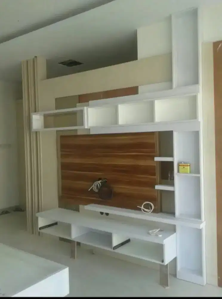 Lemari tv dan lemari dapur