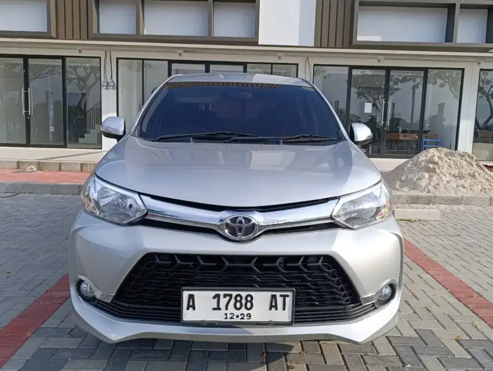 AVANZA VELOZ 1.3 2015 AUTOMATIC