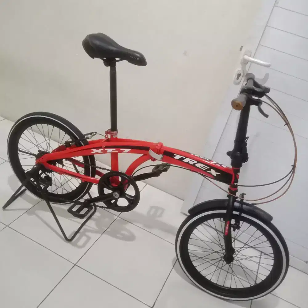 SEPEDA LIPAT TREX UK 20 DIJAMIN NORMAL SIAP PAKAI