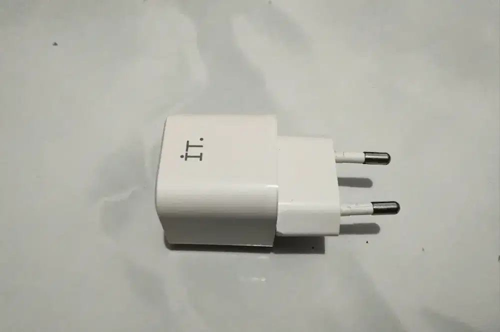 Adapter iT Plug 35 Cube 2 Port Original