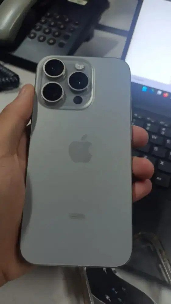 Iphone 16 Pro128/gb Ibox