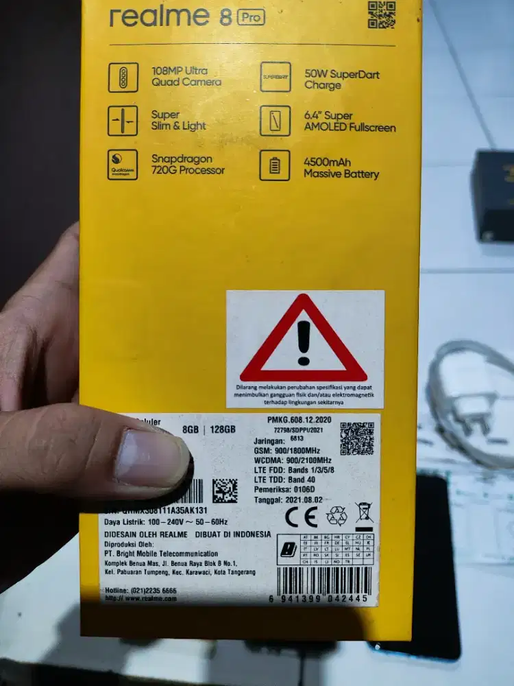 HP murah Realme 8 pro fullset 8/128 no minus