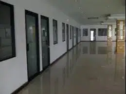 Kusen Spesialis Pemasangan Partisi Alumnium + Kaca + Gypsum + PVC wpc